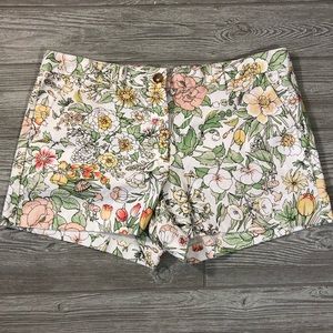 GAP White and Green Bermuda Shorts Floral Pattern